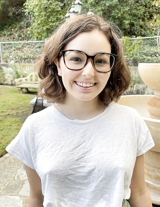 Geeky amateur teen Leana Lovings exposes her ass, boobs and holes up close