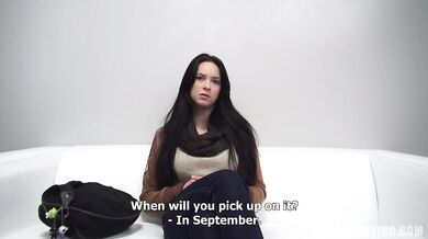 18 year old amateur Sara shows off her sexy naked body