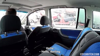 Slut Jessica Red fucks fat guy in the car